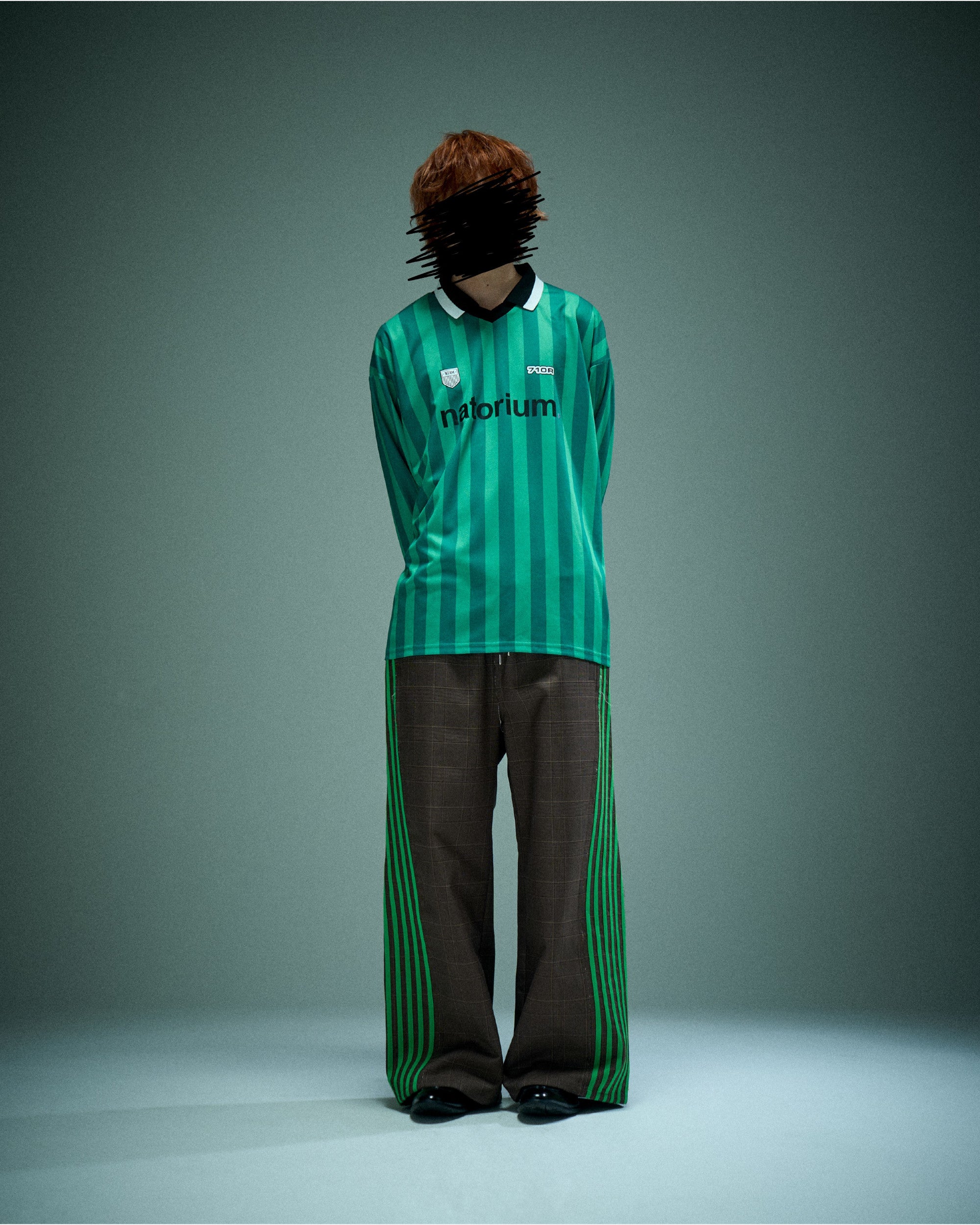 なとり natorium スウェット グレー L なとり natorium スウェット グレー L なとり natorium スウェット